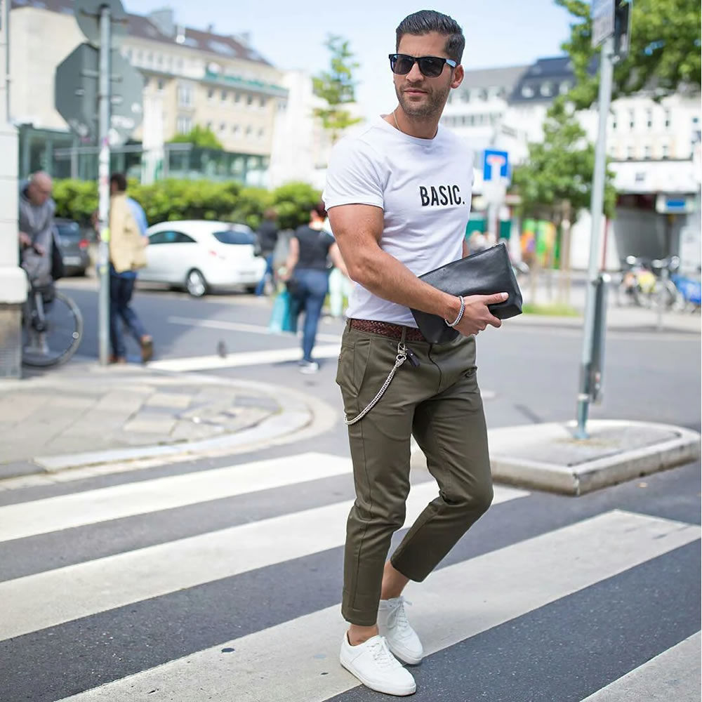 Cool Chinos Outfits For Men